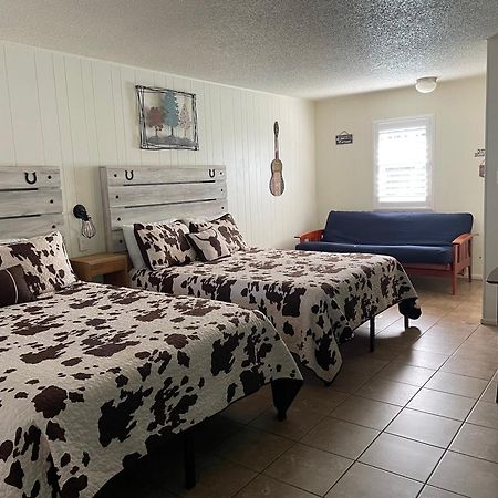 Horseshoe Riverside Lodge Canyon Lake Εξωτερικό φωτογραφία