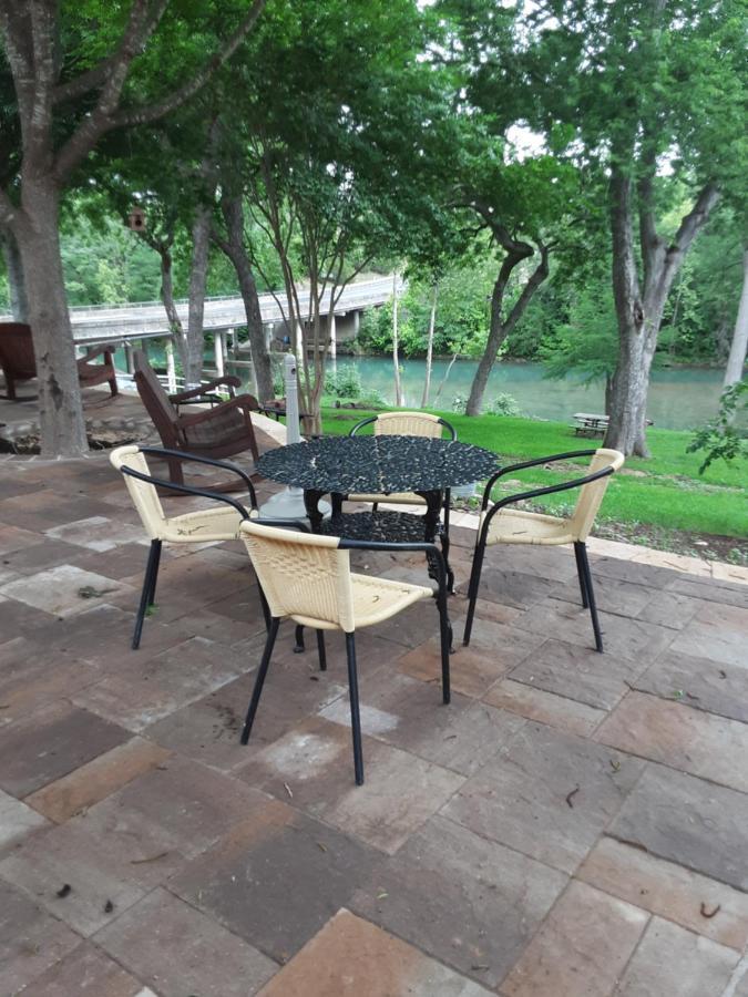 Horseshoe Riverside Lodge Canyon Lake Εξωτερικό φωτογραφία