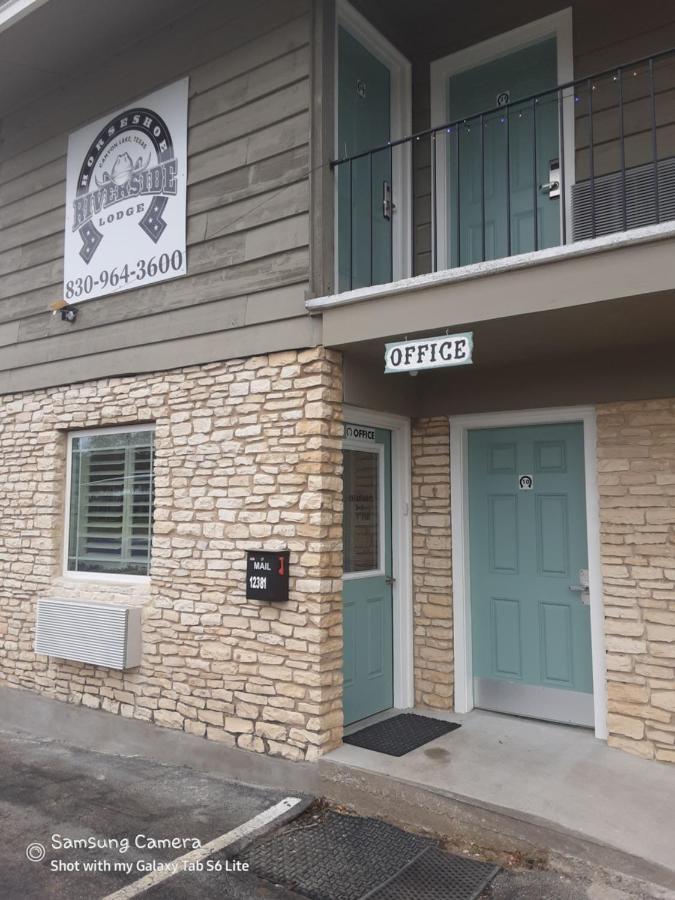 Horseshoe Riverside Lodge Canyon Lake Εξωτερικό φωτογραφία